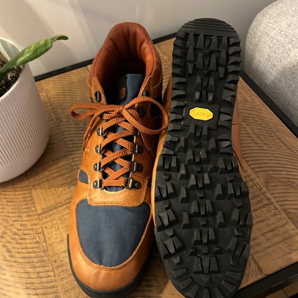 NWOT New Balance Rainier Boot Urainog Brown - Size 14 - Picture 6 of 7